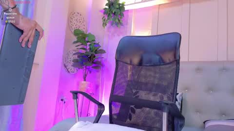 Snapshot of axel_saenzz chatting on May 30, 2026, 1:30 pm Axel online show from May 30, 2026, 1:30 pm