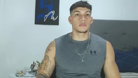 INDEPENDENT MODEL  online show from January 20, 2025, 3:37 am