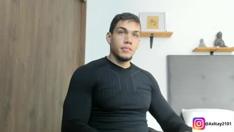 INDEPENDENT MODEL  online show from July 15, 2026, 4:45 pm