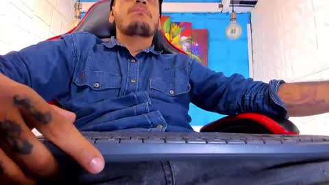 Axell Cross2 online show from February 27, 2026, 2:44 am