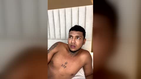 Axell online show from March 8, 2026, 2:04 am