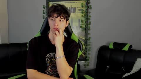 Axel Raven online show from December 24, 2024, 5:23 pm