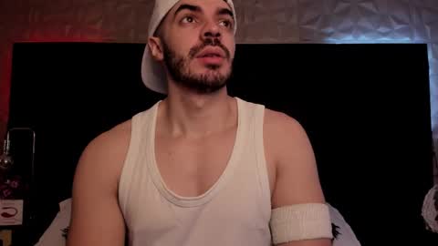 Snapshot of axelthompsom chatting on November 10, 2025, 11:20 am Axel Thompsom online show from November 10, 2025, 11:20 am