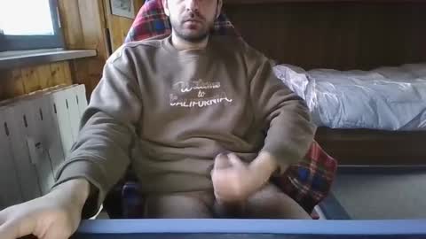 Snapshot of axelxidan chatting on December 21, 2024, 7:45 am Axel online show from December 21, 2024, 7:45 am