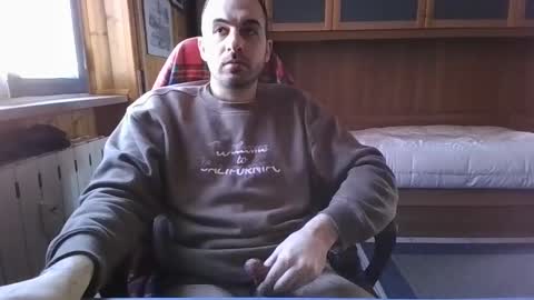 Snapshot of axelxidan chatting on December 29, 2024, 1:28 pm Axel online show from December 29, 2024, 1:28 pm