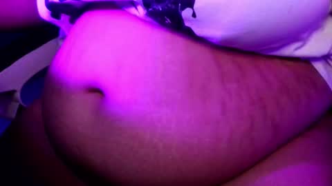 Axl online show from March 5, 2026, 8:43 am