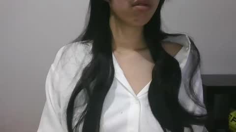 Snapshot of axuepetitt chatting on January 29, 2025, 9:33 am axue online show from January 29, 2025, 9:33 am