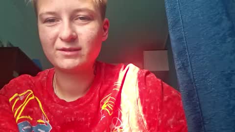 ayeshasahsman online show from December 1, 2025, 9:03 am