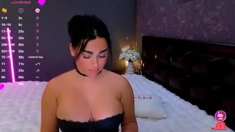 Ayla online show from October 13, 2025, 7:47 pm