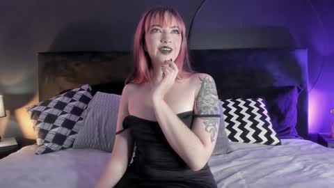 Aylen online show from February 6, 2025, 9:17 pm