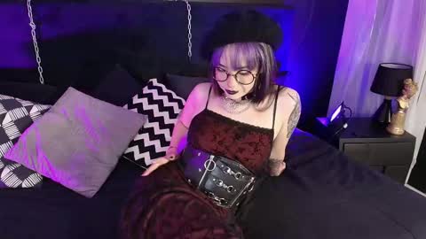 Aylen online show from October 7, 2025, 8:17 pm