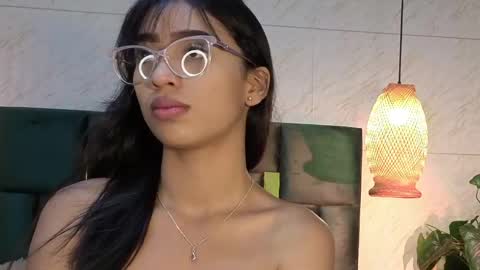 aylin_sweet_ online show from May 5, 2026, 7:55 pm