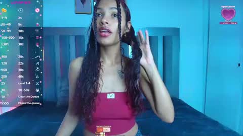 Snapshot of aylin_valerie chatting on July 12, 2026, 12:18 pm aylin_valerie online show from July 12, 2026, 12:18 pm
