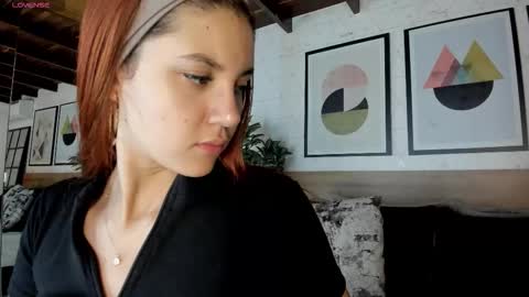 Snapshot of aylinmillerxs chatting on October 12, 2025, 12:59 pm Aylin Millerxs online show from October 12, 2025, 12:59 pm