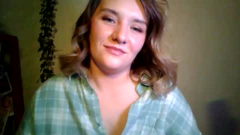 ayrix online show from October 18, 2025, 8:09 pm