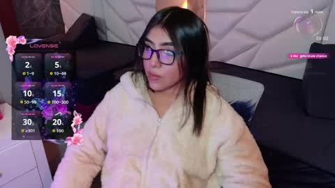 Aysel online show from September 25, 2025, 11:41 pm
