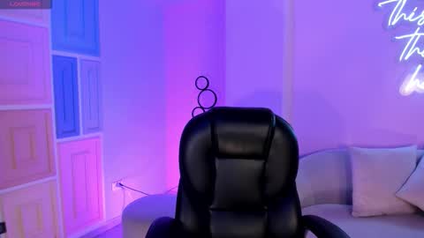 Ayshel online show from October 21, 2025, 3:29 am