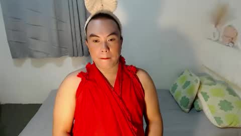 ayumi online show from April 6, 2026, 11:55 am