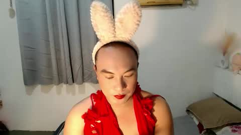 ayumi online show from April 10, 2026, 10:31 am