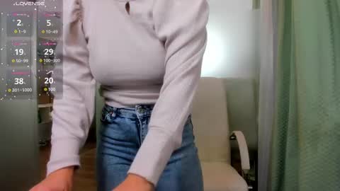 Ayumi online show from March 10, 2025, 11:21 am