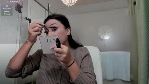 Ayumi online show from September 25, 2025, 3:54 am