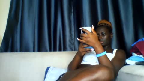 azaelia_iris online show from July 23, 2026, 7:01 pm