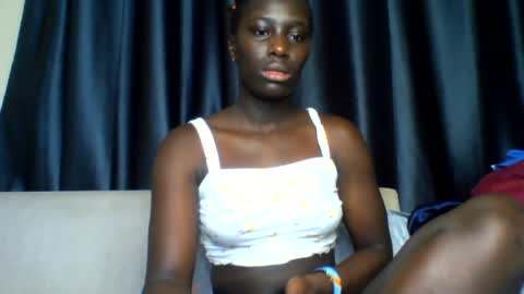 azaelia_iris online show from July 24, 2026, 7:50 am