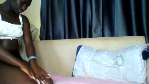 azaelia_iris online show from July 30, 2026, 6:51 pm