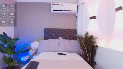 Adriana online show from October 31, 2025, 3:18 am