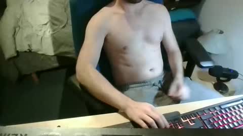 azdert online show from November 12, 2025, 9:47 pm