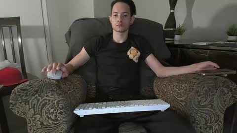 azell19 online show from January 27, 2025, 1:26 am