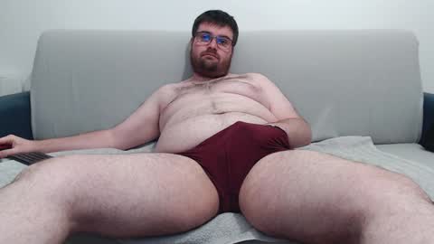 Snapshot of azer912 chatting on December 10, 2024, 9:54 pm Azer online show from December 10, 2024, 9:54 pm