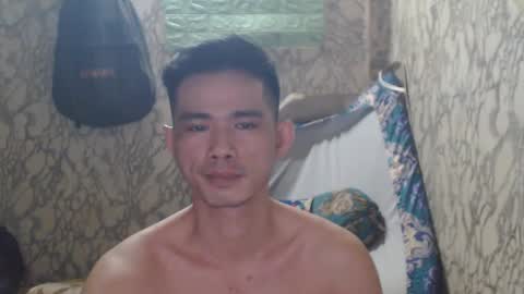 Snapshot of azn_philip chatting on December 23, 2024, 10:53 am Philip online show from December 23, 2024, 10:53 am