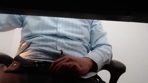 aznguy1138 online show from April 10, 2026, 9:52 pm