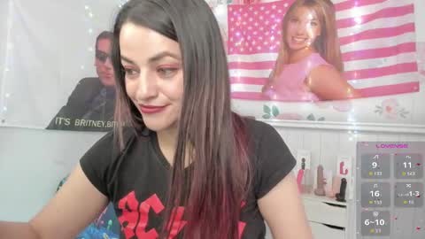 Azucena R online show from December 26, 2024, 5:30 pm