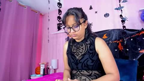 azul_moon online show from October 29, 2025, 5:10 am