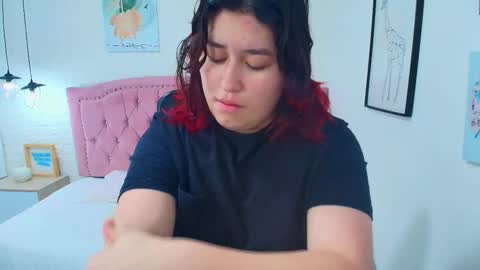 Snapshot of azul_veraa chatting on January 17, 2026, 12:21 pm Azul online show from January 17, 2026, 12:21 pm