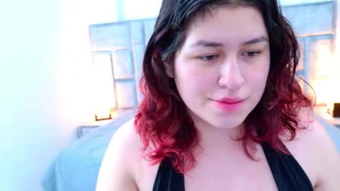 Snapshot of azul_veraa chatting on February 18, 2026, 12:23 pm Azul online show from February 18, 2026, 12:23 pm