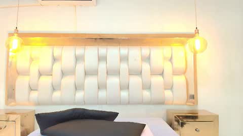 AZUL online show from March 21, 2026, 12:10 pm