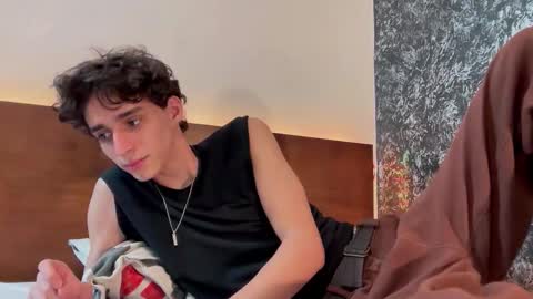 Snapshot of azulyfucsia chatting on December 2, 2025, 4:18 am nice boy online show from December 2, 2025, 4:18 am