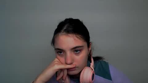 azumi_chan_ online show from October 22, 2025, 10:59 am