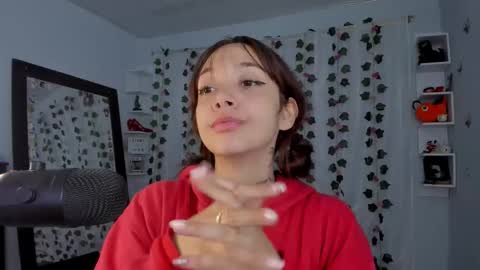 azumi saan online show from December 22, 2025, 3:03 am