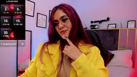 Snapshot of azurra_amatto2 chatting on May 21, 2026, 10:28 pm Azurra online show from May 21, 2026, 10:28 pm