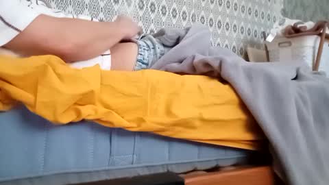 Snapshot of azze67 chatting on March 2, 2025, 10:03 am azze67 online show from March 2, 2025, 10:03 am