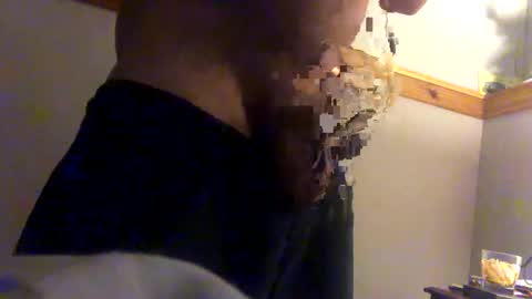 Snapshot of b1984d chatting on February 3, 2025, 2:25 am b1984d online show from February 3, 2025, 2:25 am