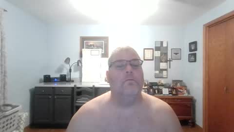 Snapshot of b1gh0rnyguy chatting on October 28, 2025, 12:09 pm Cory online show from October 28, 2025, 12:09 pm