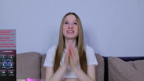 b4by_emilia online show from November 4, 2025, 10:03 am