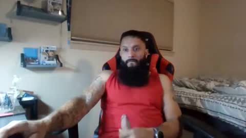 Snapshot of b713htx chatting on November 23, 2025, 8:58 am Miguel online show from November 23, 2025, 8:58 am