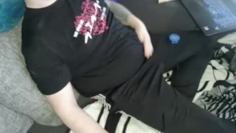 b_nutzemich online show from December 29, 2024, 7:11 pm