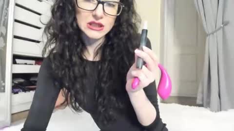 babby_jewel online show from October 30, 2025, 11:11 am